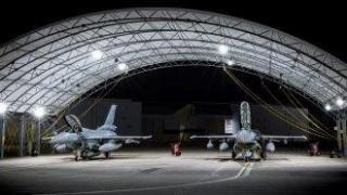 Държавата отлага плащане на 361 млн. евро за F-16. Военните разходи стават непосилни